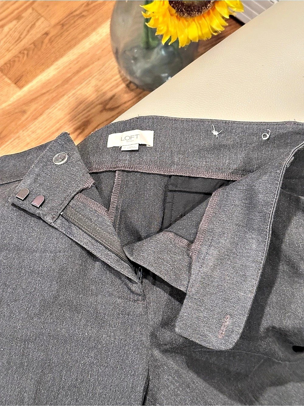 LOFT Women's Gray Trousers Size 12